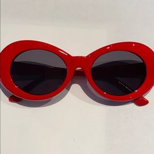 red clout goggle sunglasses